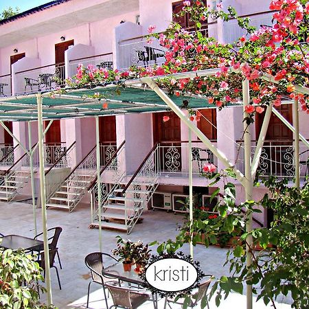 Kristi Apartment Poros  Exterior photo