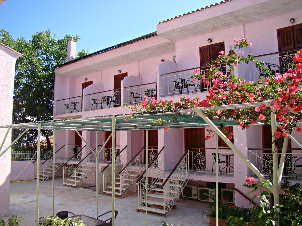 Kristi Apartment Poros  Exterior photo