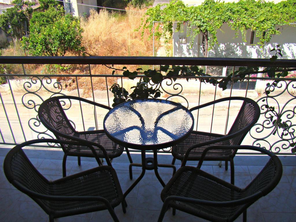 Kristi Apartment Poros  Room photo